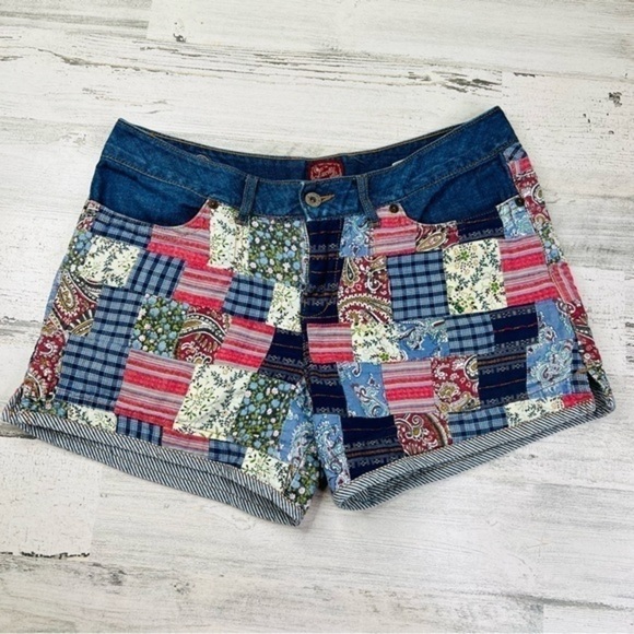 Lucky Brand quilted patchwork denim shorts - Picture 16 of 16